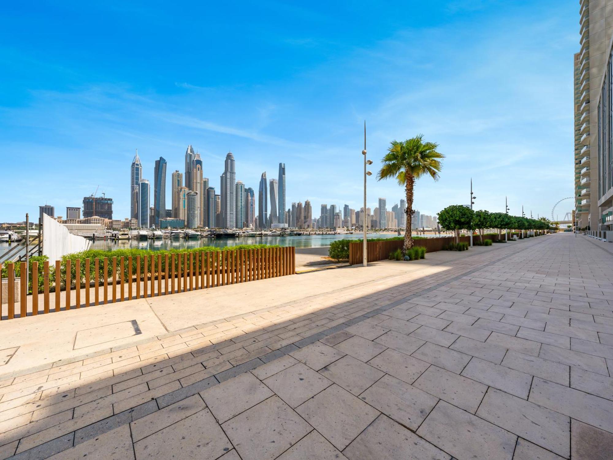 Apartment Sleek And Spacious 1 Bedroom With Private Infinity Pool In Harbour