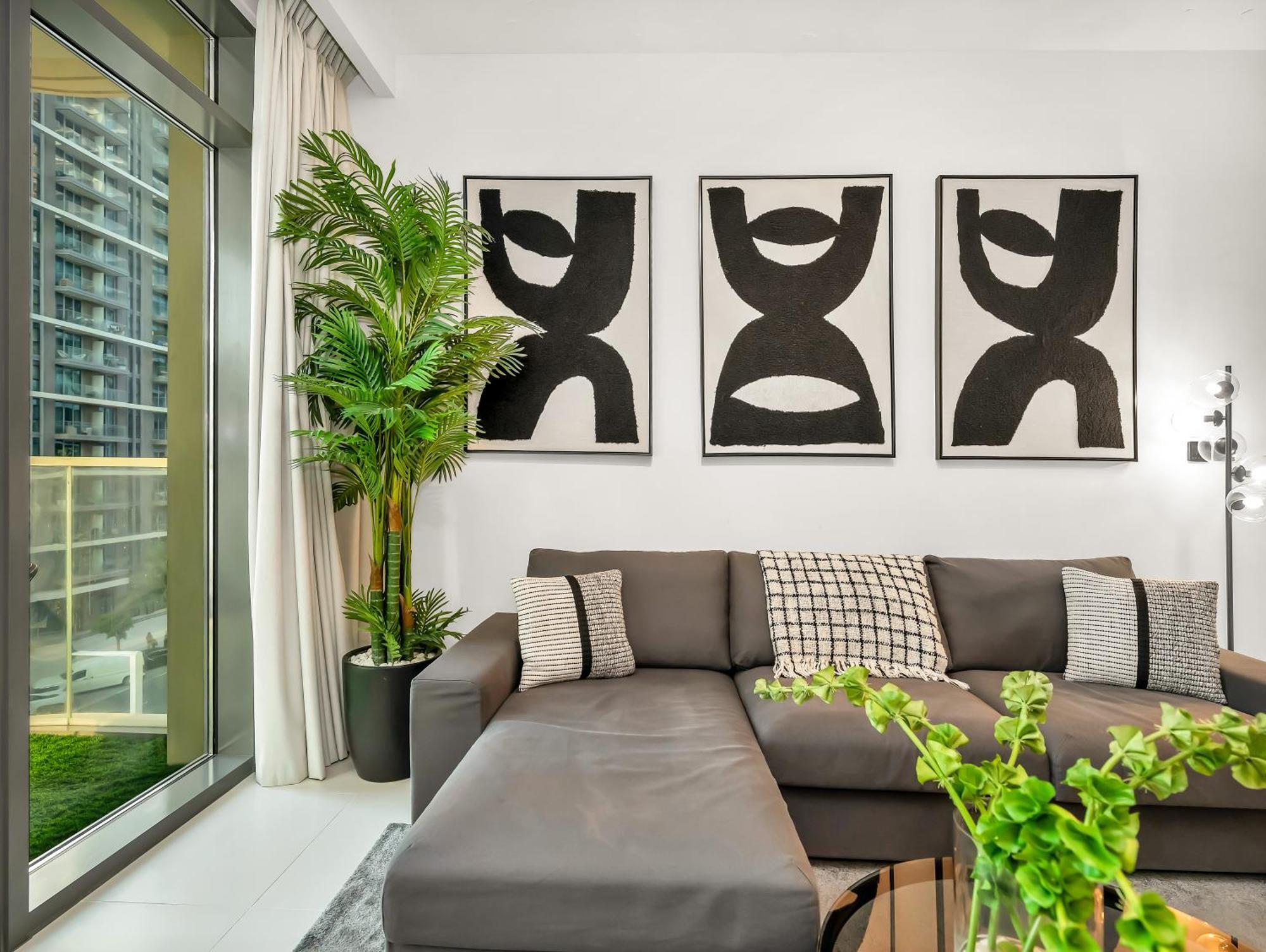 Sleek And Spacious 1 Bedroom With Private Infinity Pool In Harbour Apartment *