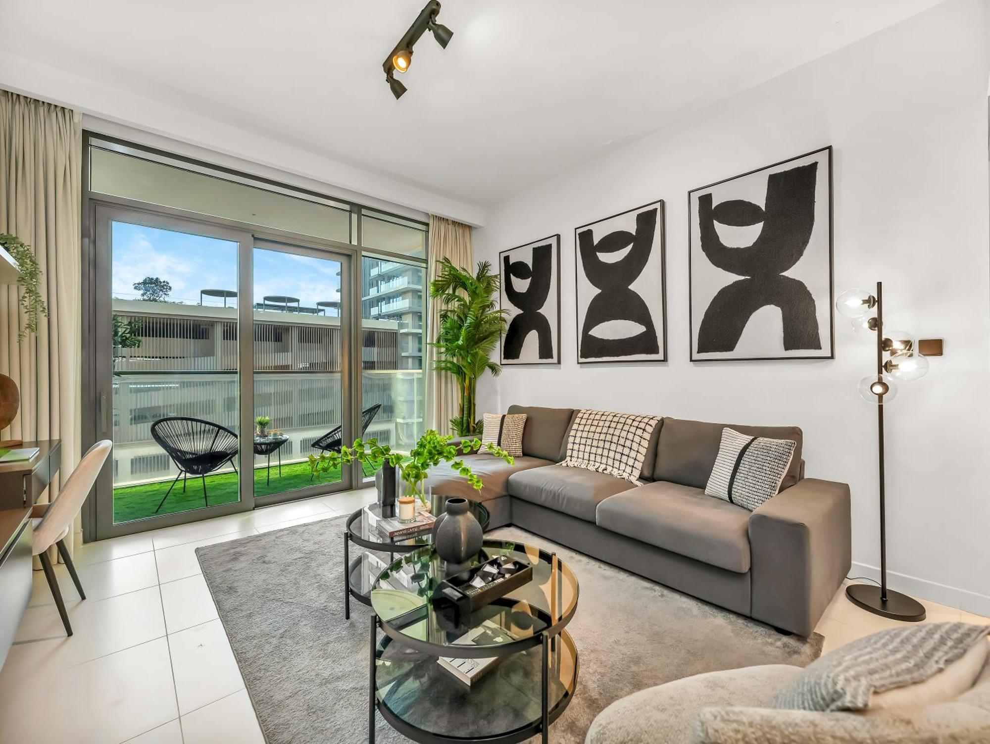 Apartment Sleek And Spacious 1 Bedroom With Private Infinity Pool In Harbour *
